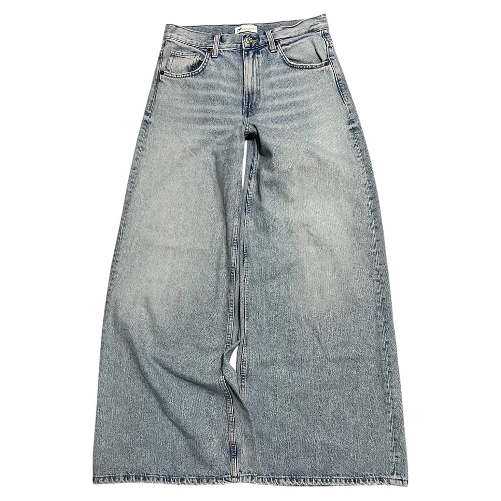 ZARA High Rise Baggy Wide Leg Jeans. 4. Light Wash. Zip Fly. 35" Inseam! VEUC